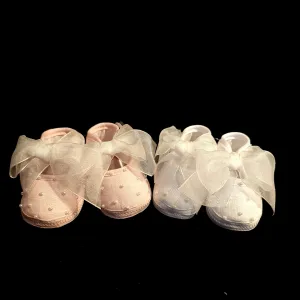 80027 Will Beth soft pram shoes with pearls and organza ribbon