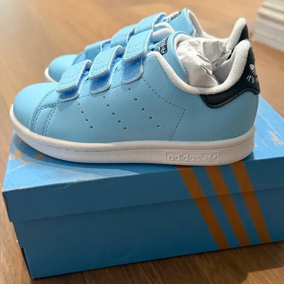 Adidas Kids Limited Edition Disney Genie Stan Smith Blue Sneakers