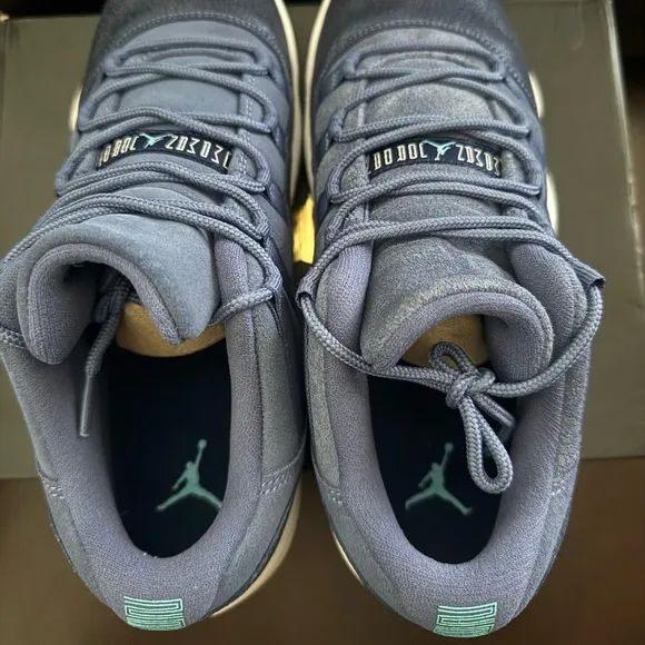 AIR JORDAN 11 LOW “BLUE MOON” WORN 1 TIME! SIZE 7Y! READ DESCRIPTION 1ST!