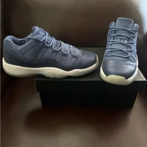 AIR JORDAN 11 LOW “BLUE MOON” WORN 1 TIME! SIZE 7Y! READ DESCRIPTION 1ST!