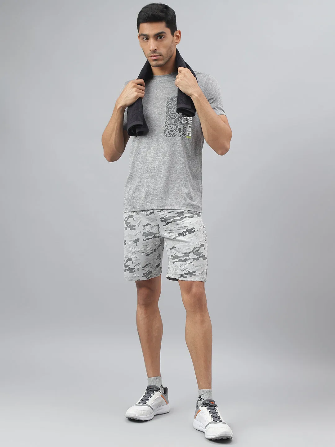 Alcis Men Printed Grey Cationic Anti-Static Slim-Fit Round Neck Training T-Shirt