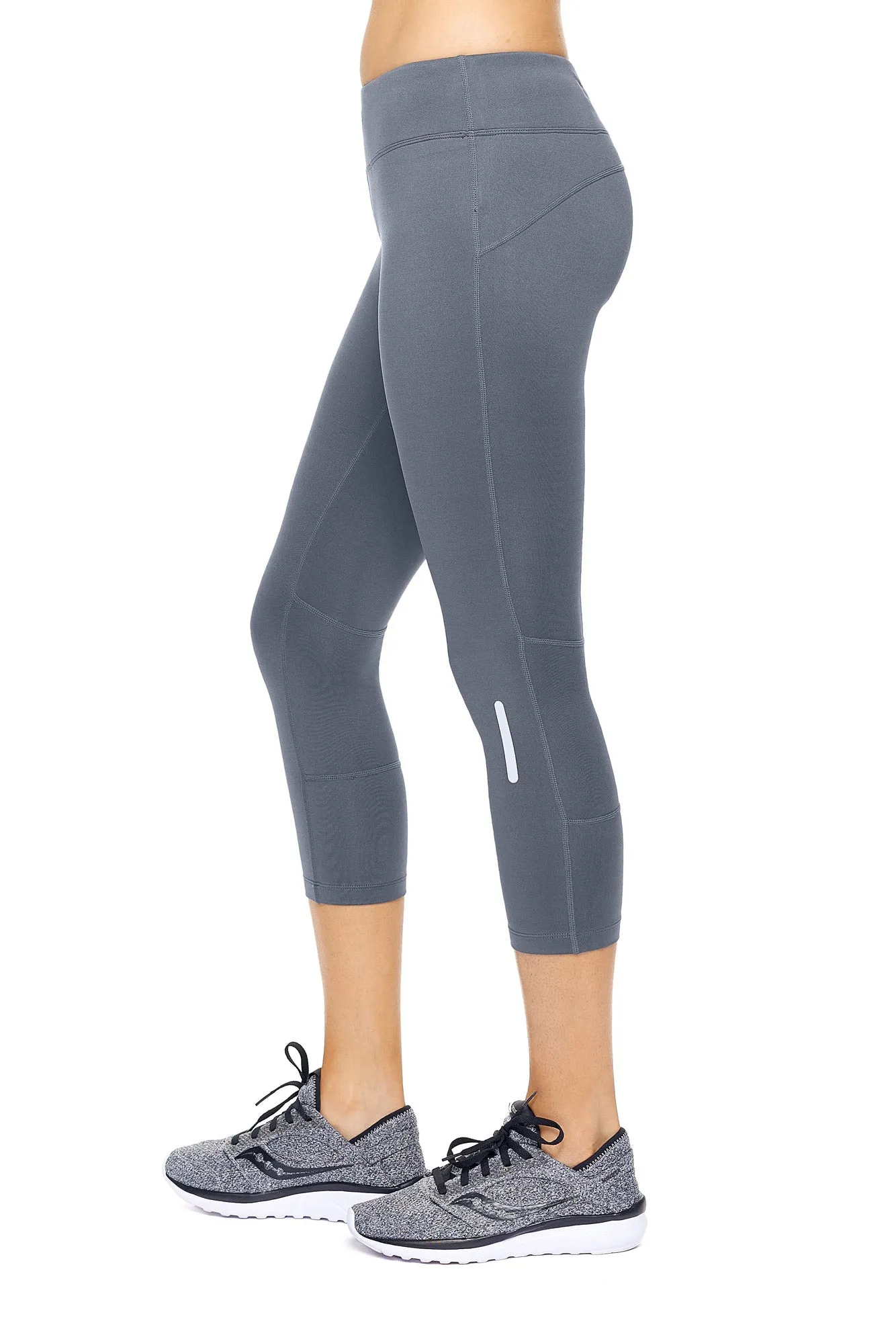 AQ1011 Mid-Rise Zipper Pocket Capri Leggings