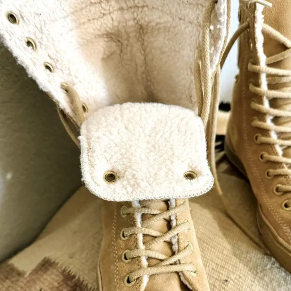 CONVERSE AllStars Cozy Sherpa Lining