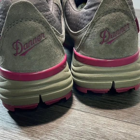 Danner hiking shoes woman’s 9.5