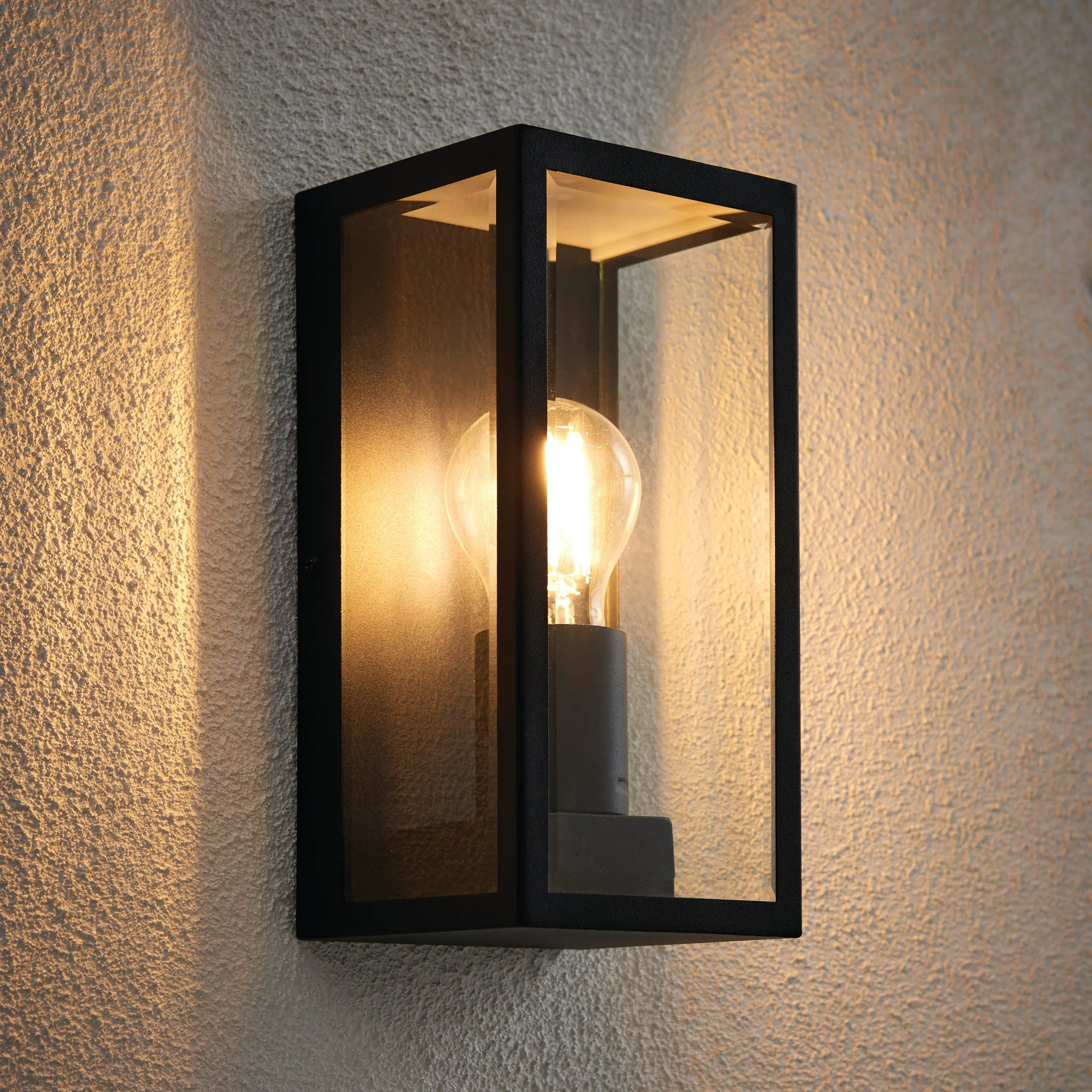 Endon 80600 Oxford 1lt Wall Matt black & clear glass 28W E27 Eco GLS (Required)
