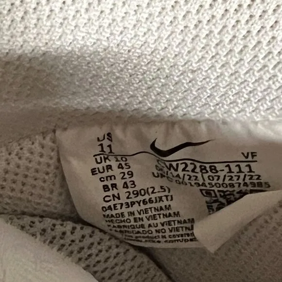 EUC (CW2288-111) Mens Nike Air Force1-Triple White Sneakers Athletic Train siz11