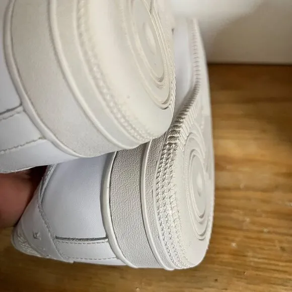 EUC (CW2288-111) Mens Nike Air Force1-Triple White Sneakers Athletic Train siz11