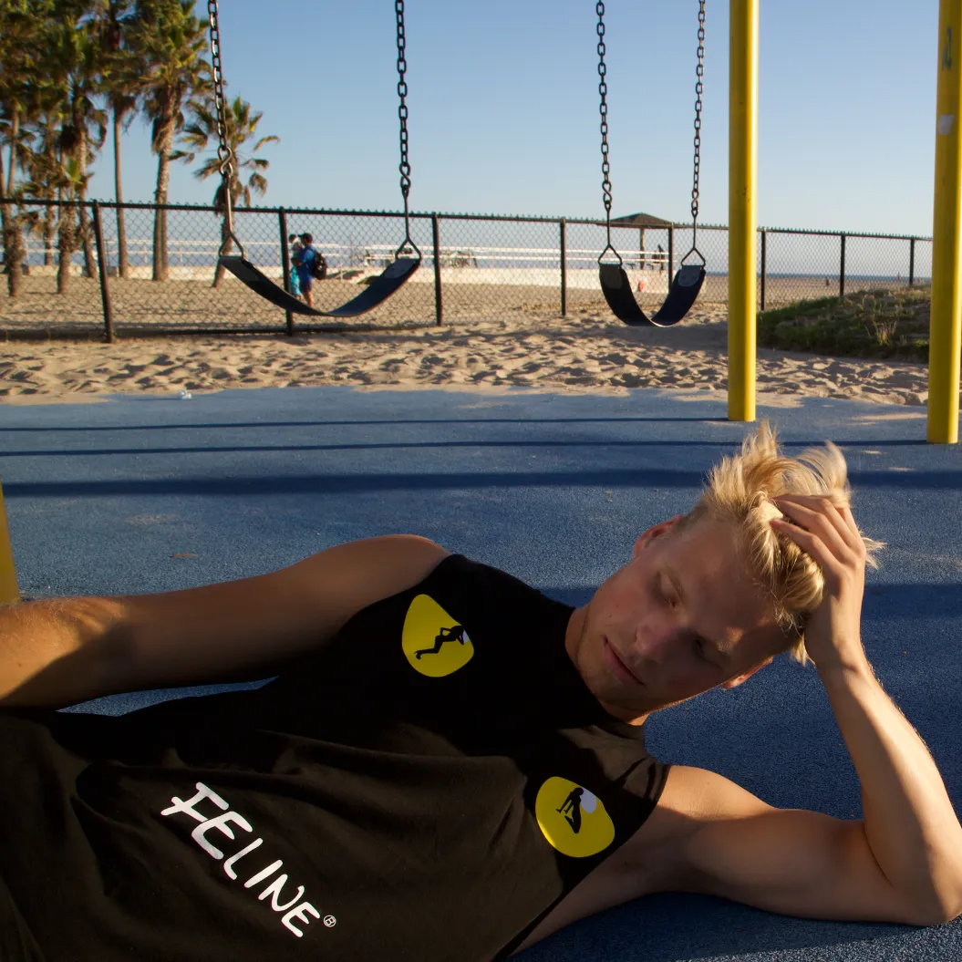 FÉLINE EYES MUSCLE TEE