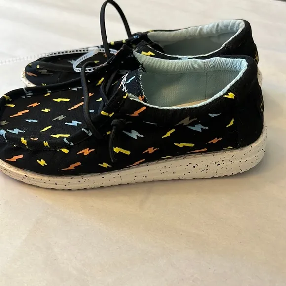 Hey Dude Kids' Wally Youth Flash Casual Shoe.