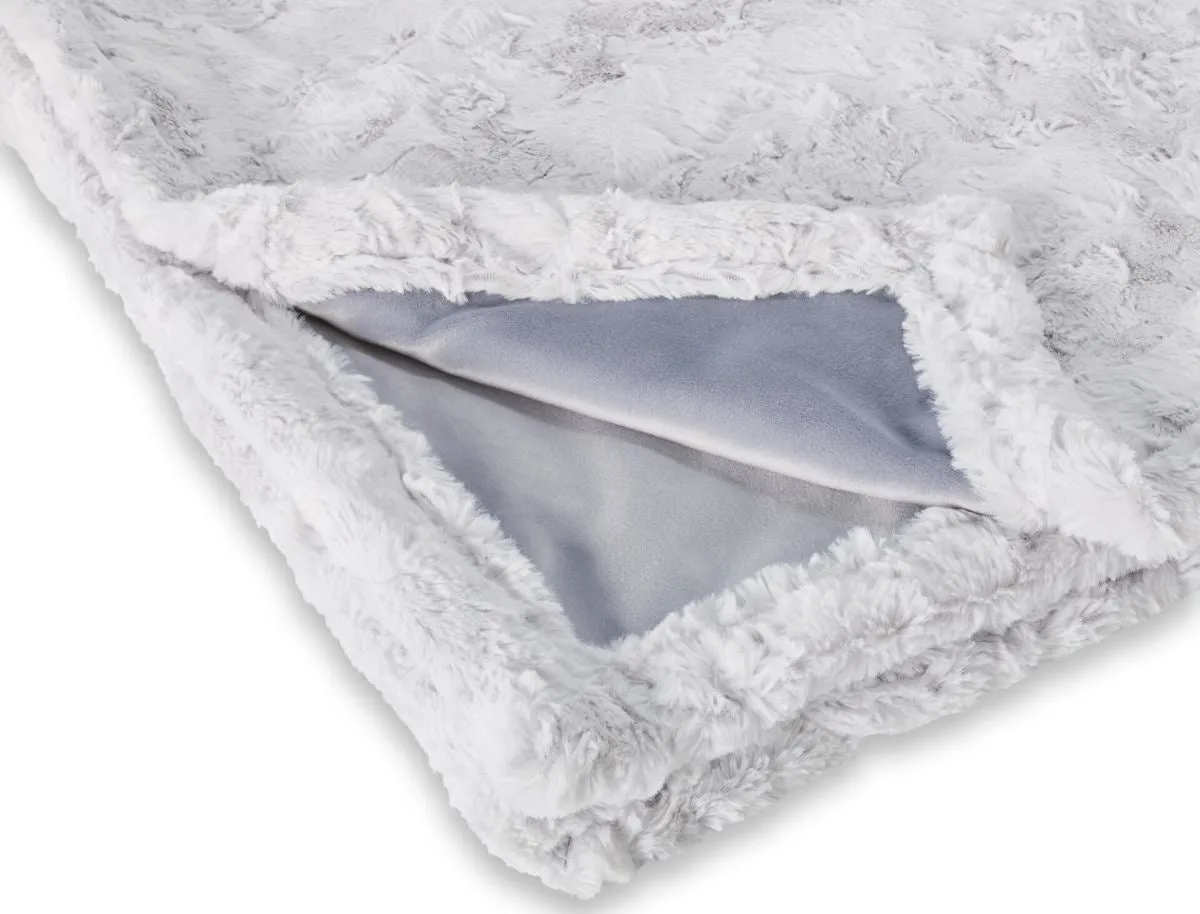 Laboni Woven Faux Fur Dog Blanket Cozy