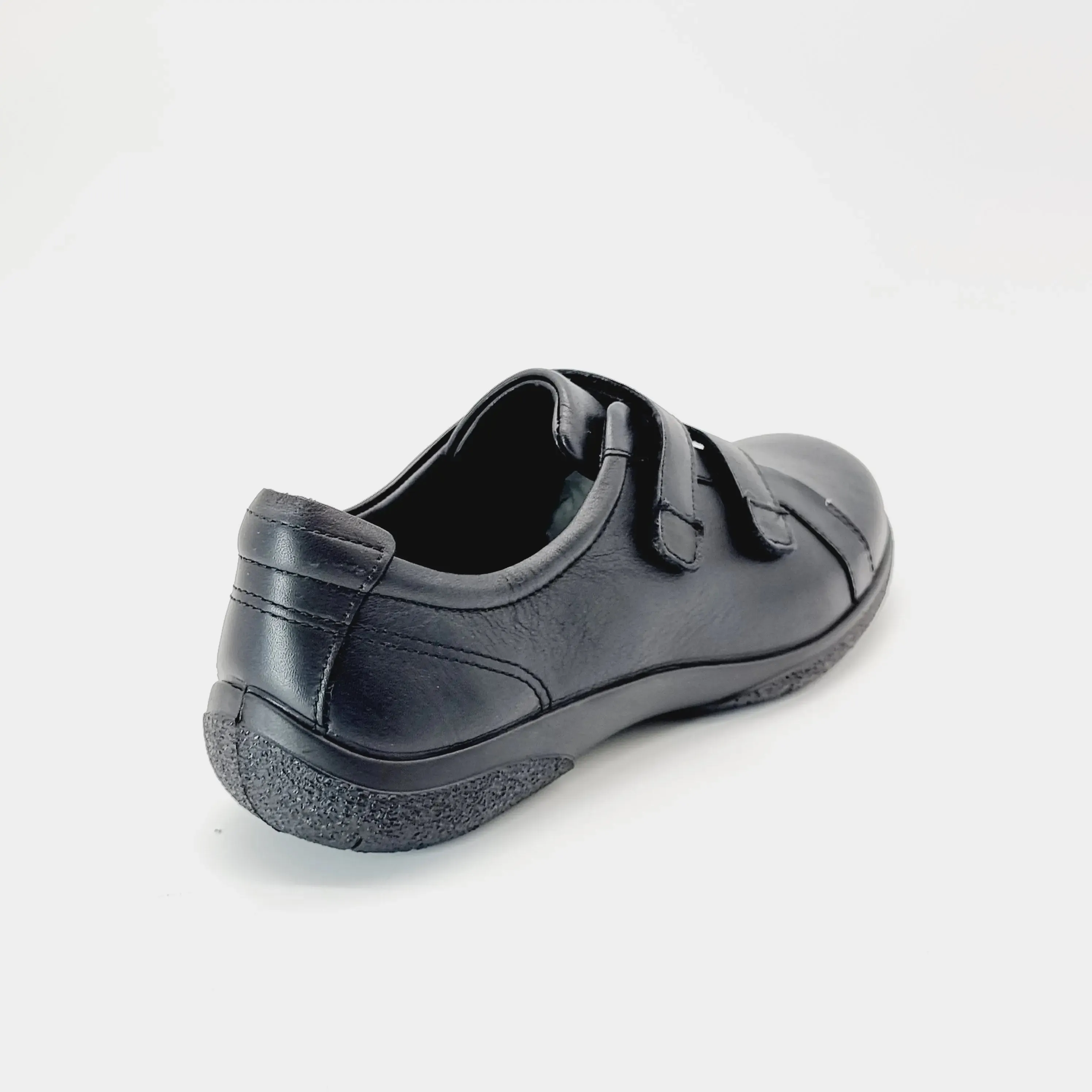 Leap 2 Casual Sneakers
