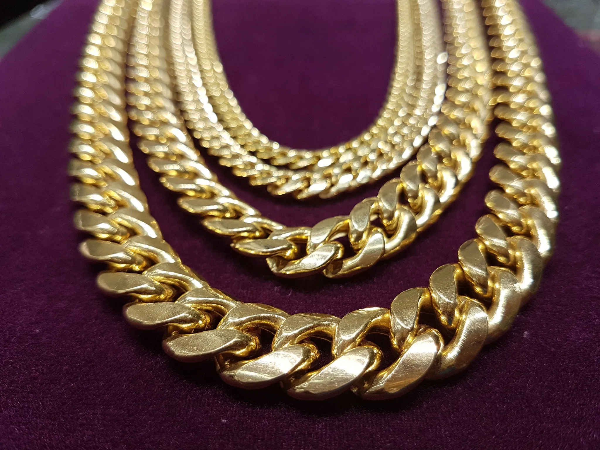 Lightweight Miami Cubanlink Chain 14K