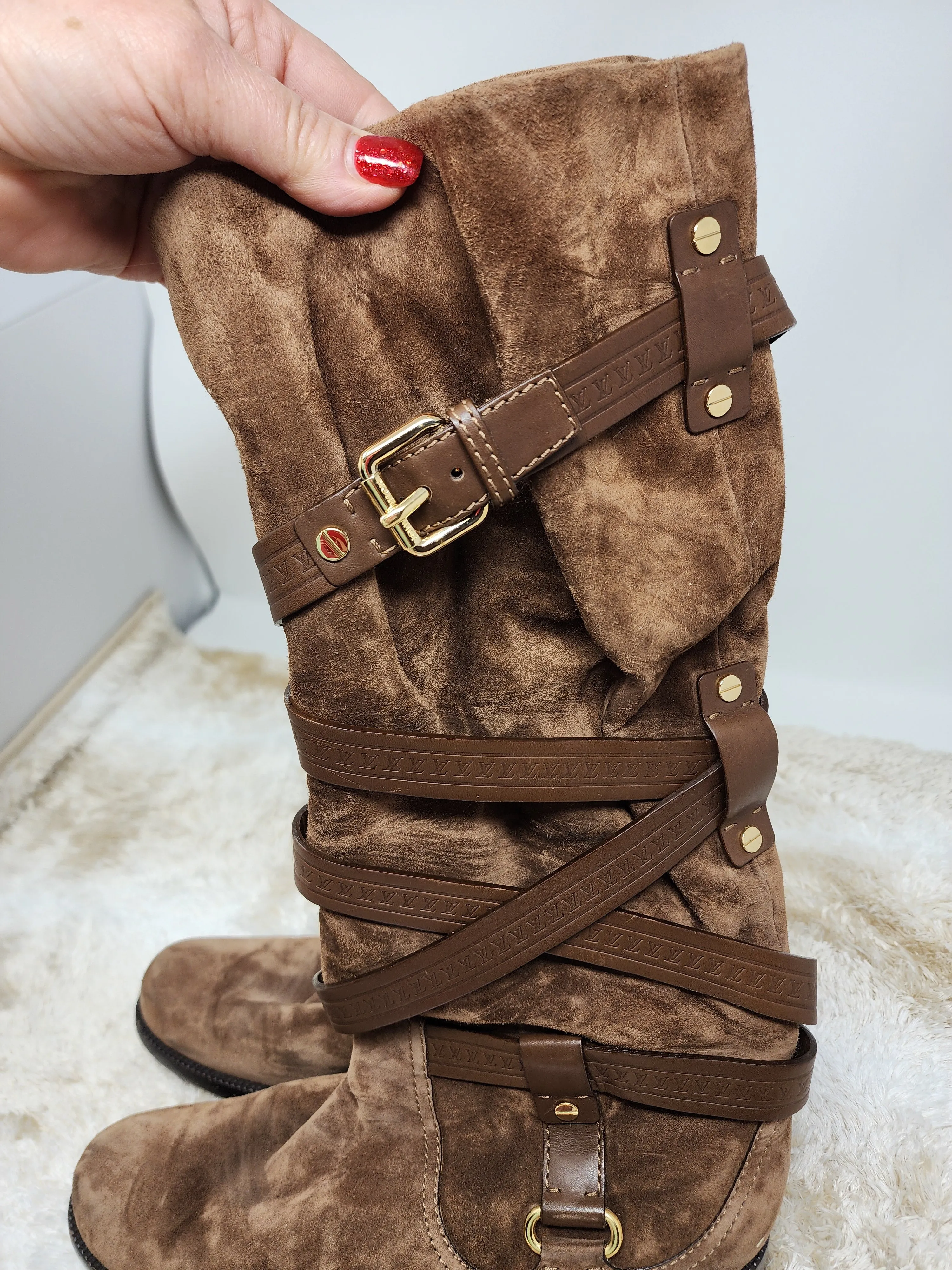 LOUIS VUITTON BROWN SUEDE CRISS CROSS BUCKLE BOOTS - 39.5