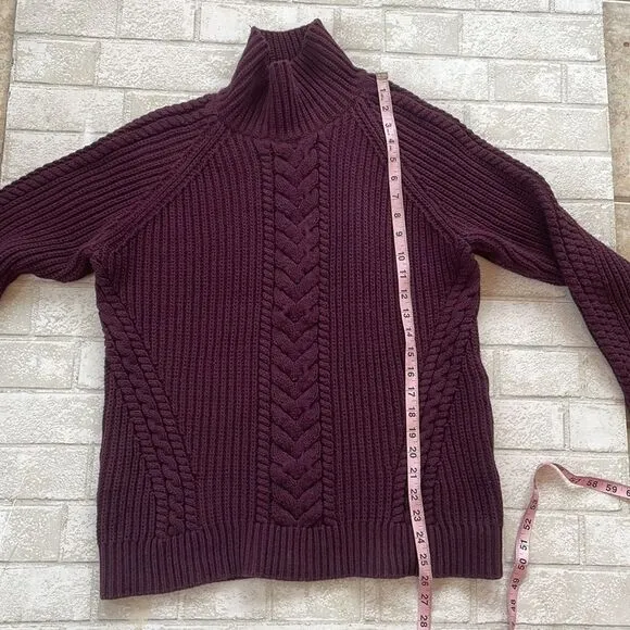 Lululemon bring the cozy sweater
