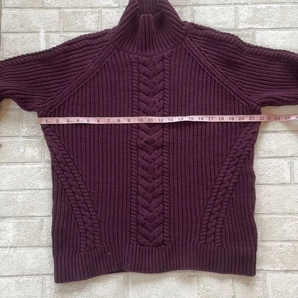 Lululemon bring the cozy sweater
