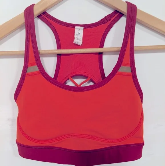 Lululemon Sweaty Or Not Bra II Alarming/Cranberry 2