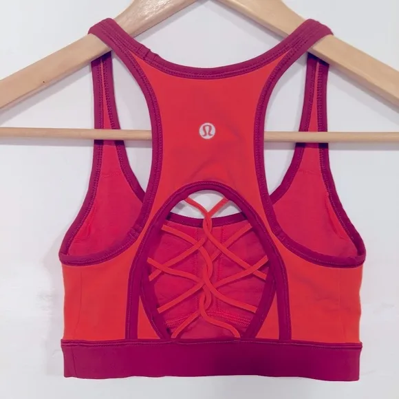 Lululemon Sweaty Or Not Bra II Alarming/Cranberry 2