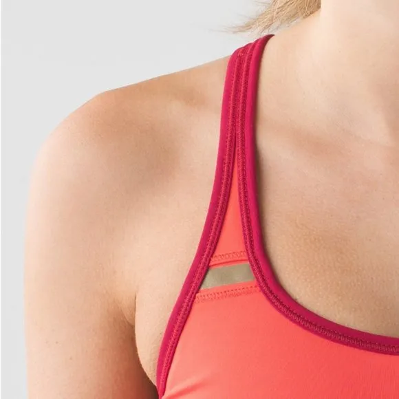 Lululemon Sweaty Or Not Bra II Alarming/Cranberry 2