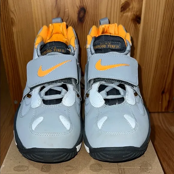 Nike Air Diamond Turf 2 (GS) Sneakers