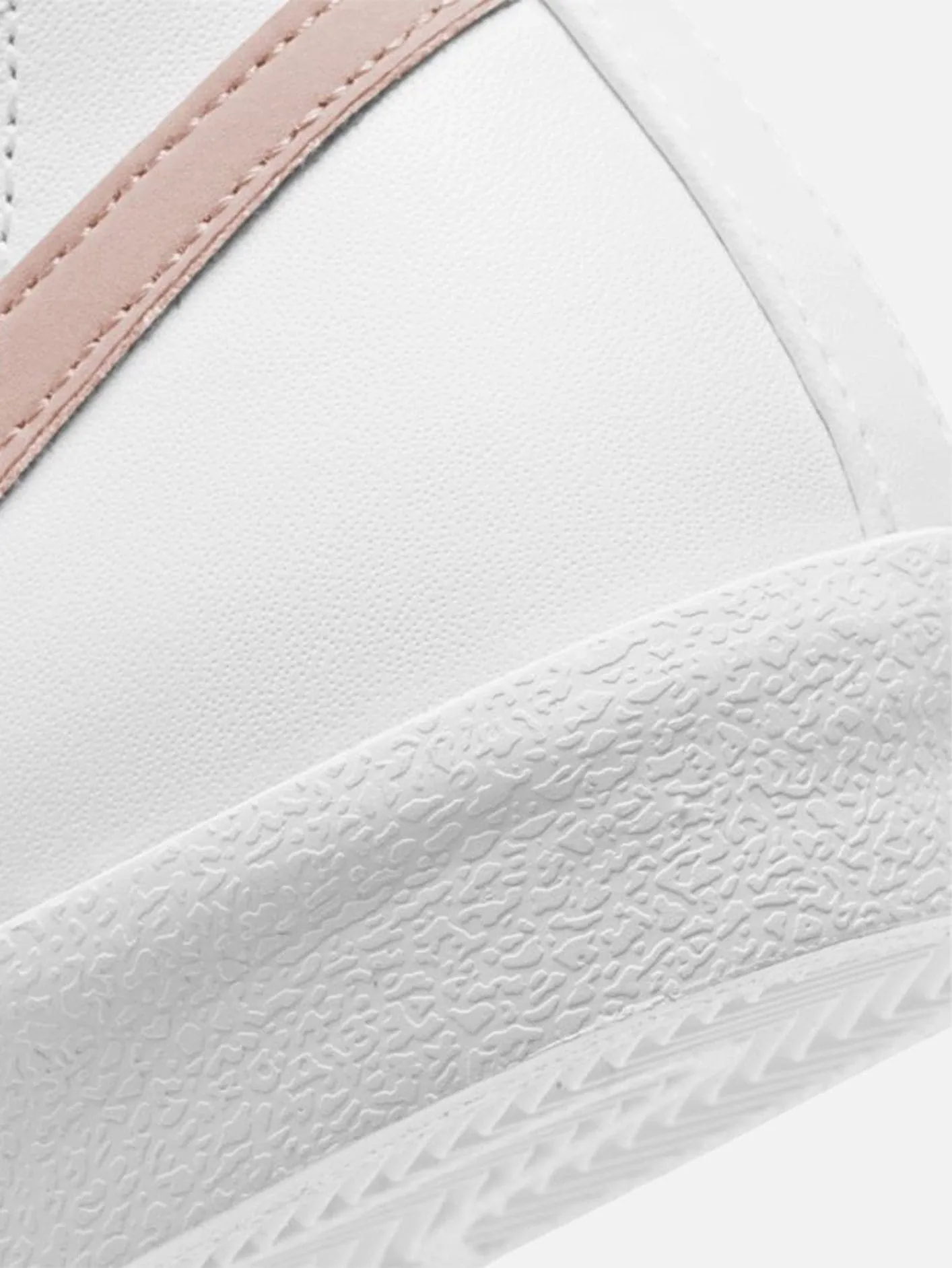 Nike Blazer Mid '77 Vintage "White Pink Oxford"