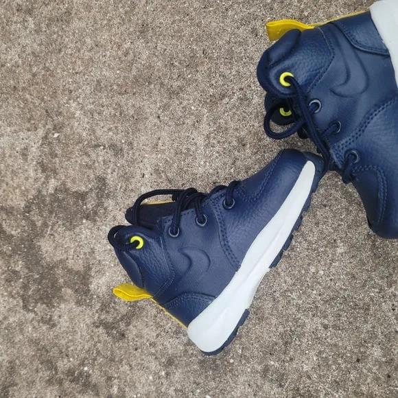 Nike Manoa Baby/Toddler Boot 5c