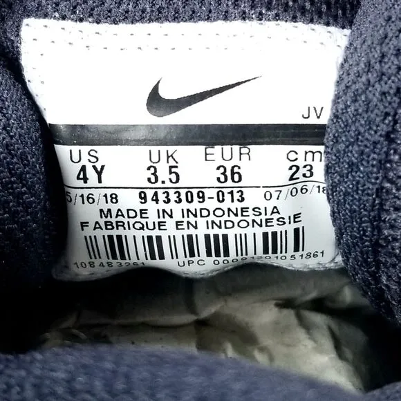 Nike Revolution 4 Boys Size 4Y Blue Athletic Running Shoes Sneakers 943309-013