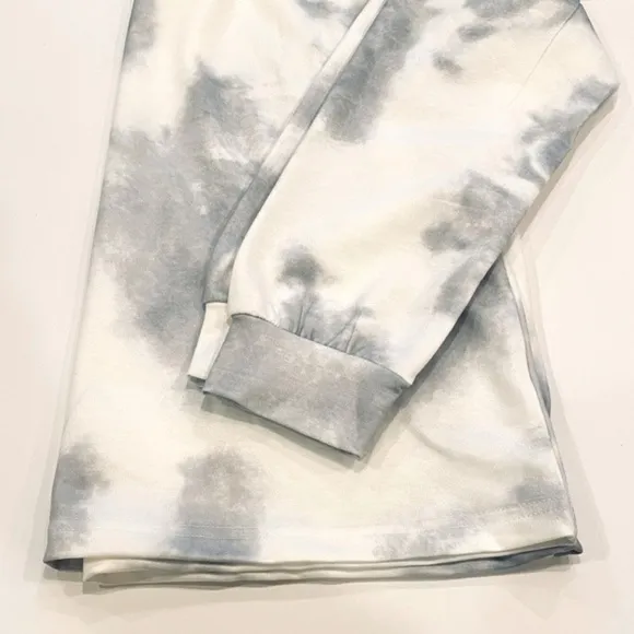 NWOT 2-Piece Tie Dye Loungewear Pajama Set in Gray &amp; White Size Medium