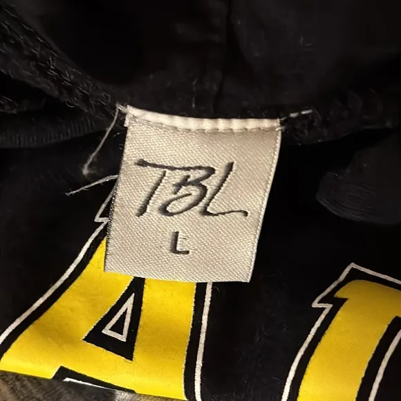 NWOT Jamaica lightweight hoodie