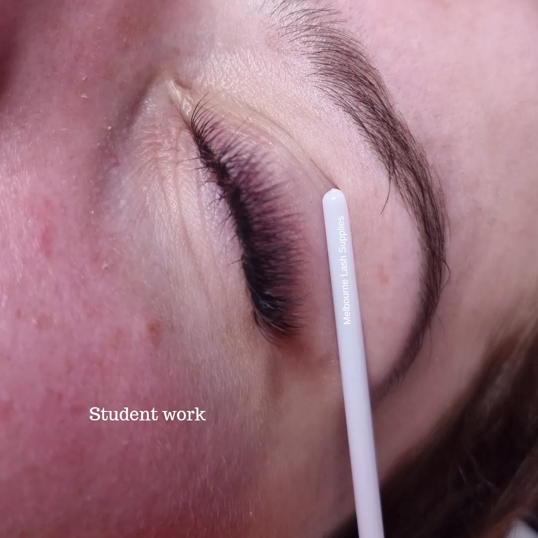 PRIVATE 1:1 IN PERSON Eyelash Training Classic, Hybrid & Premade Volume Course - with full kit