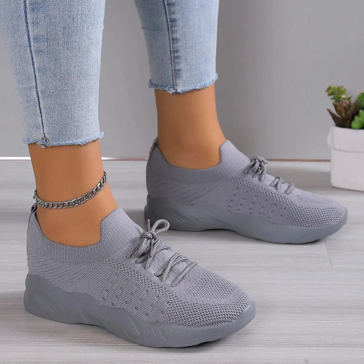 Quinn™ Comfortable Orthopedic Women's Sneakers