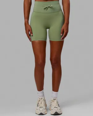 Resistance Mid Short Tight - Bayleaf