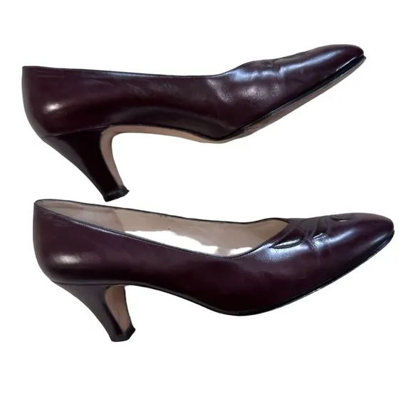 Salvatore Ferragamo vintage 80s pumps burgundy Peonia 6 B