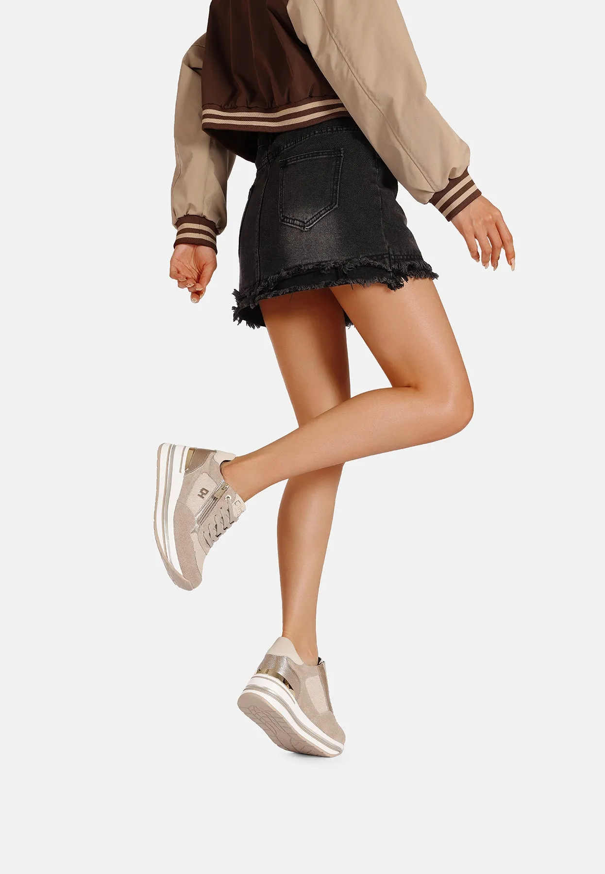 Sneakers da donna con platform QH8007