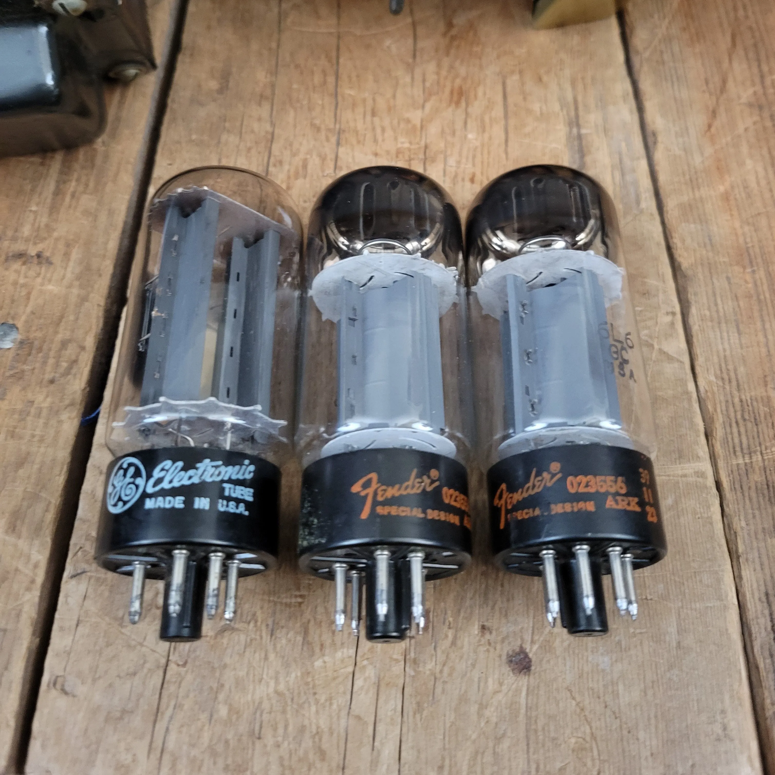 SOLD - Fender Vibrolux 6G11 1962 Brown Tolex