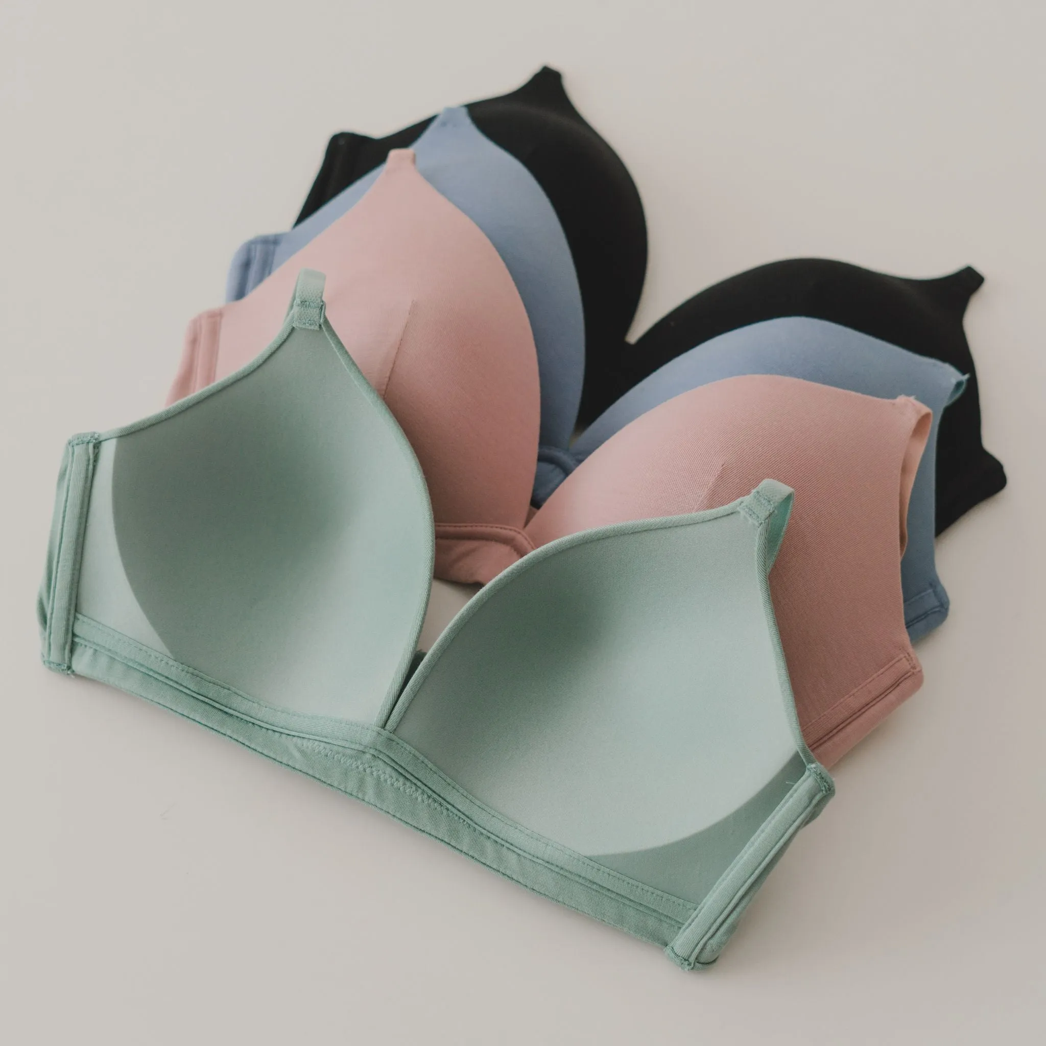 Supportive Flexi-Fit! Lightly-Lined Wireless Bra in Zen Sage