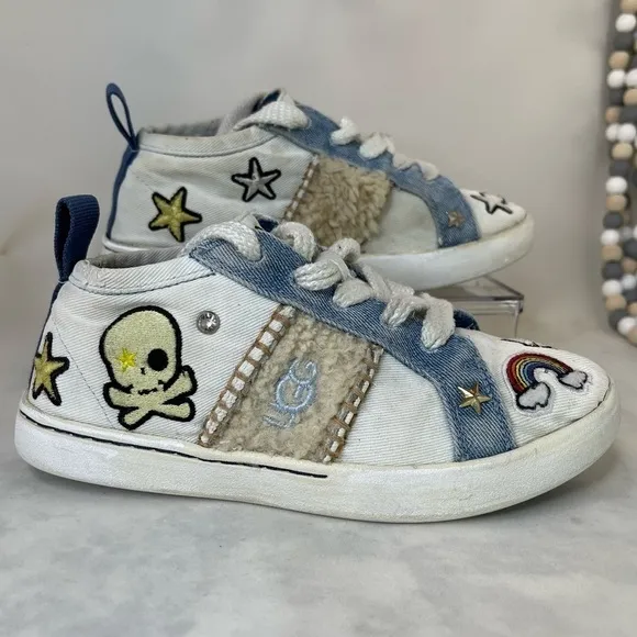 UGG girls K patch it sneakers size 3 white and blue