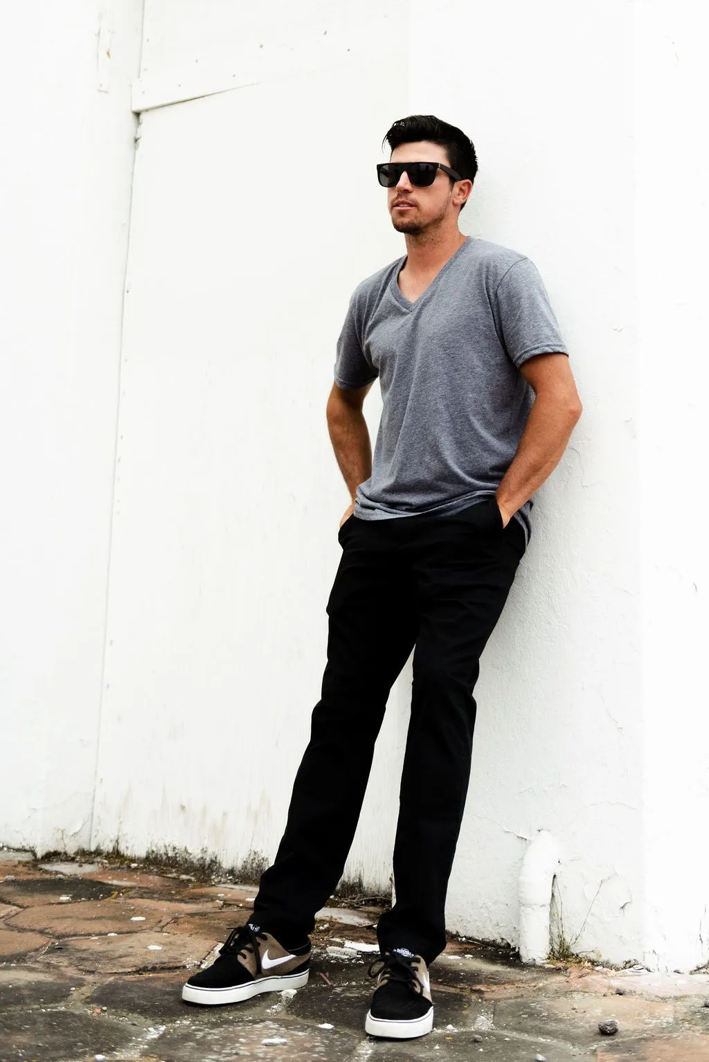 V-Neck T-Shirt | CL-1005