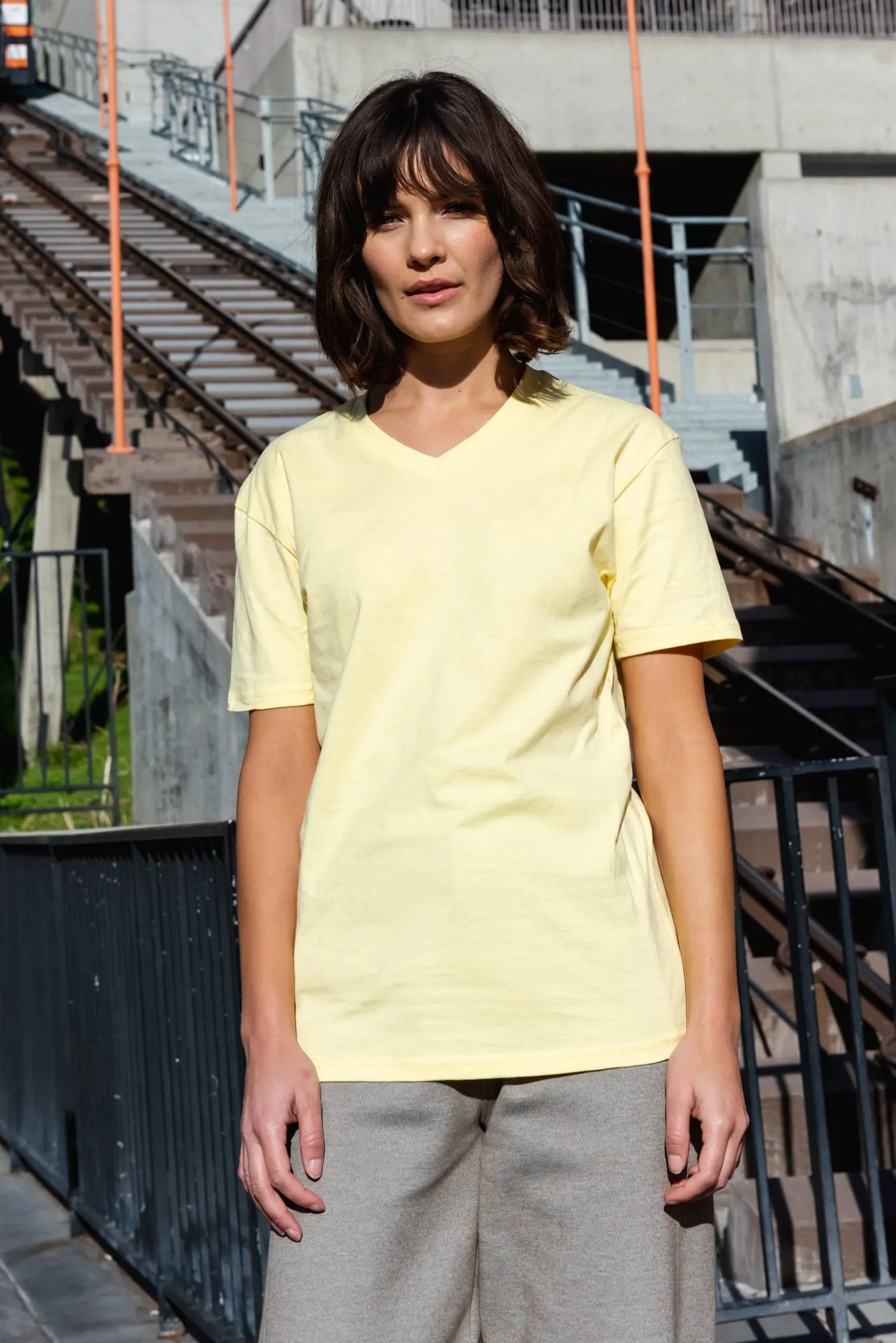 V-Neck T-Shirt | CL-1005