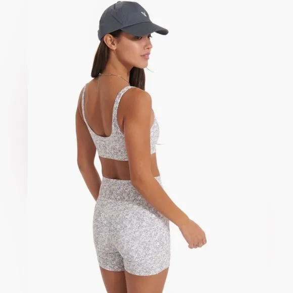 Vuori BreatheInterlock Daily Sports Bra SzL NWT