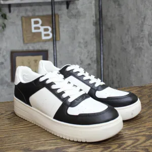 Wild Fable Womens Lola Lace-Up Sneakers with Memory Foam Insole Black 11M
