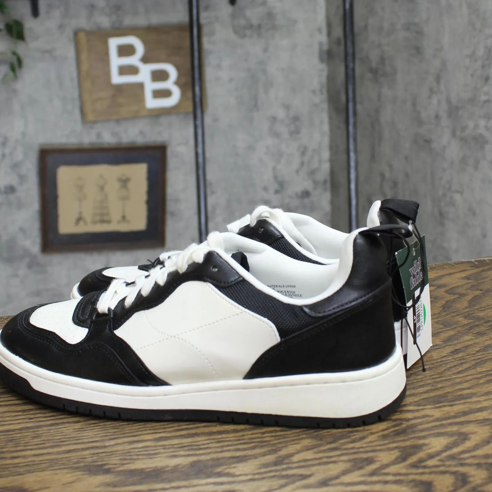 Wild Fable Womens Netty Fashion Sneakers with Memory Foam Insole Black 10M