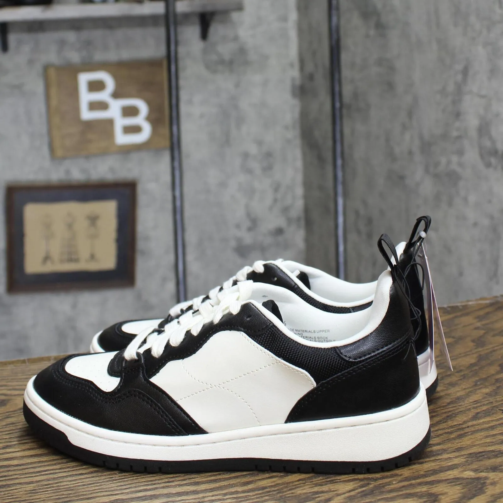 Wild Fable Womens Netty Fashion Sneakers with Memory Foam Insole Black 7.5M