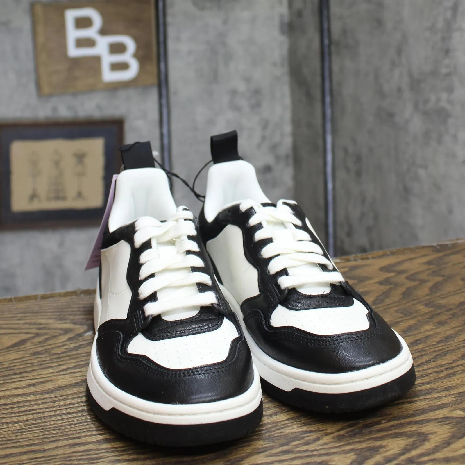 Wild Fable Womens Netty Fashion Sneakers with Memory Foam Insole Black 7.5M